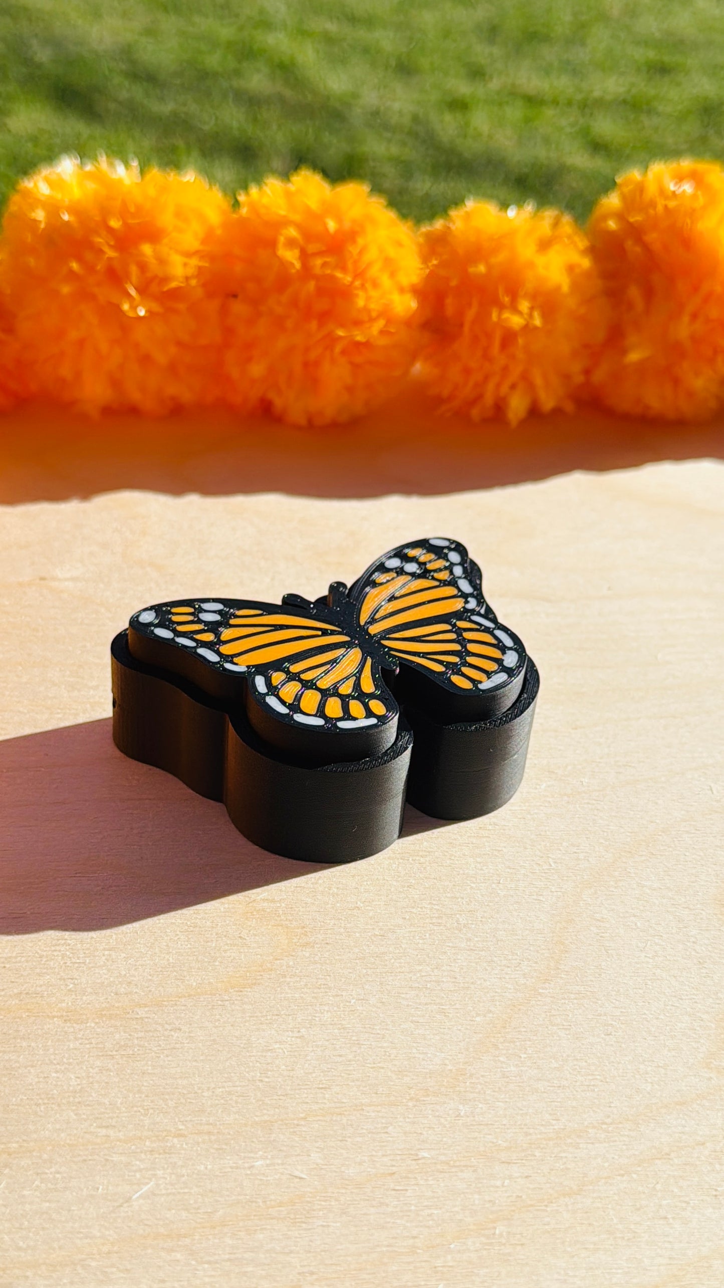 Mariposa Monarch Clicker Keychain STL 3mf File