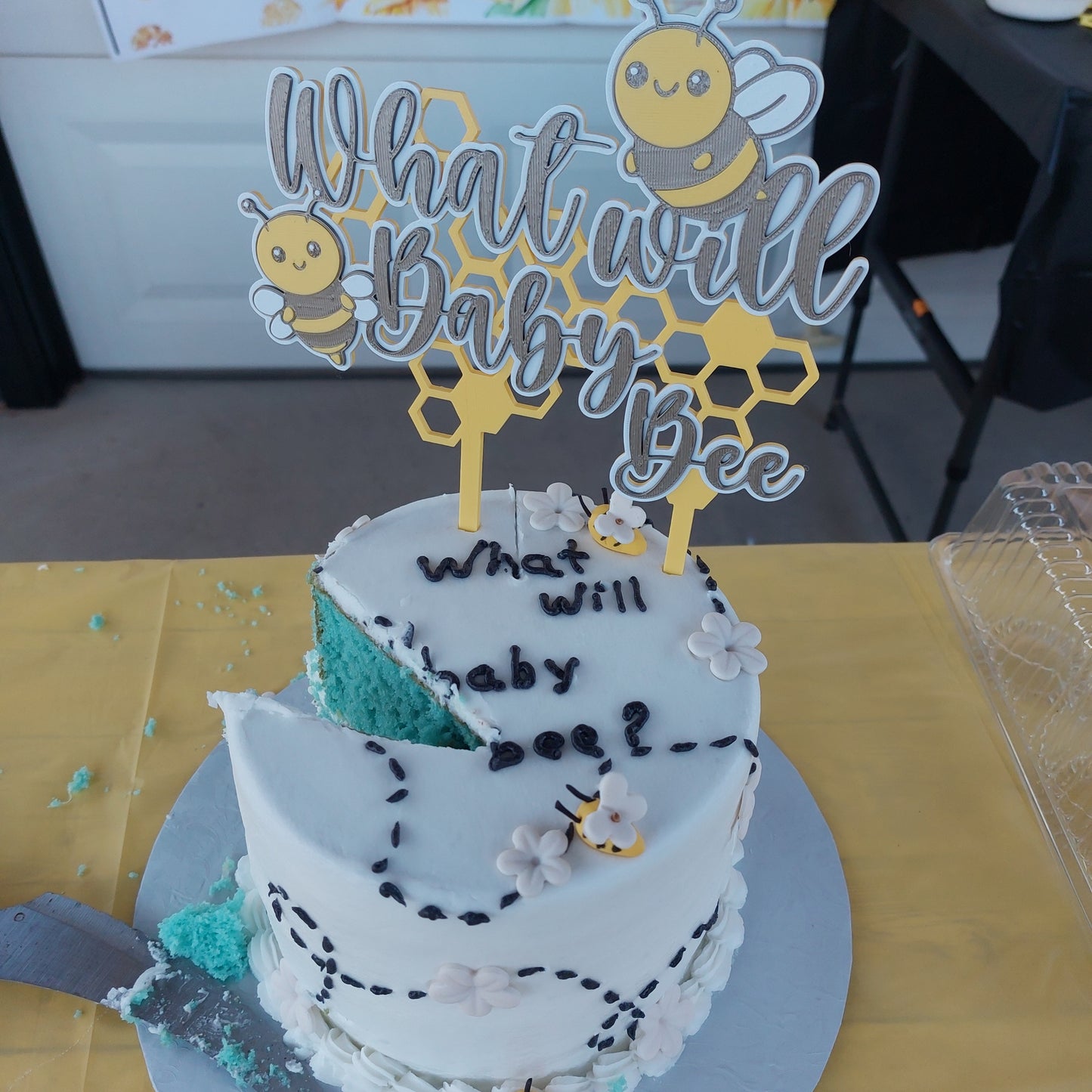 What Will Baby Bee Cake Topper STL File