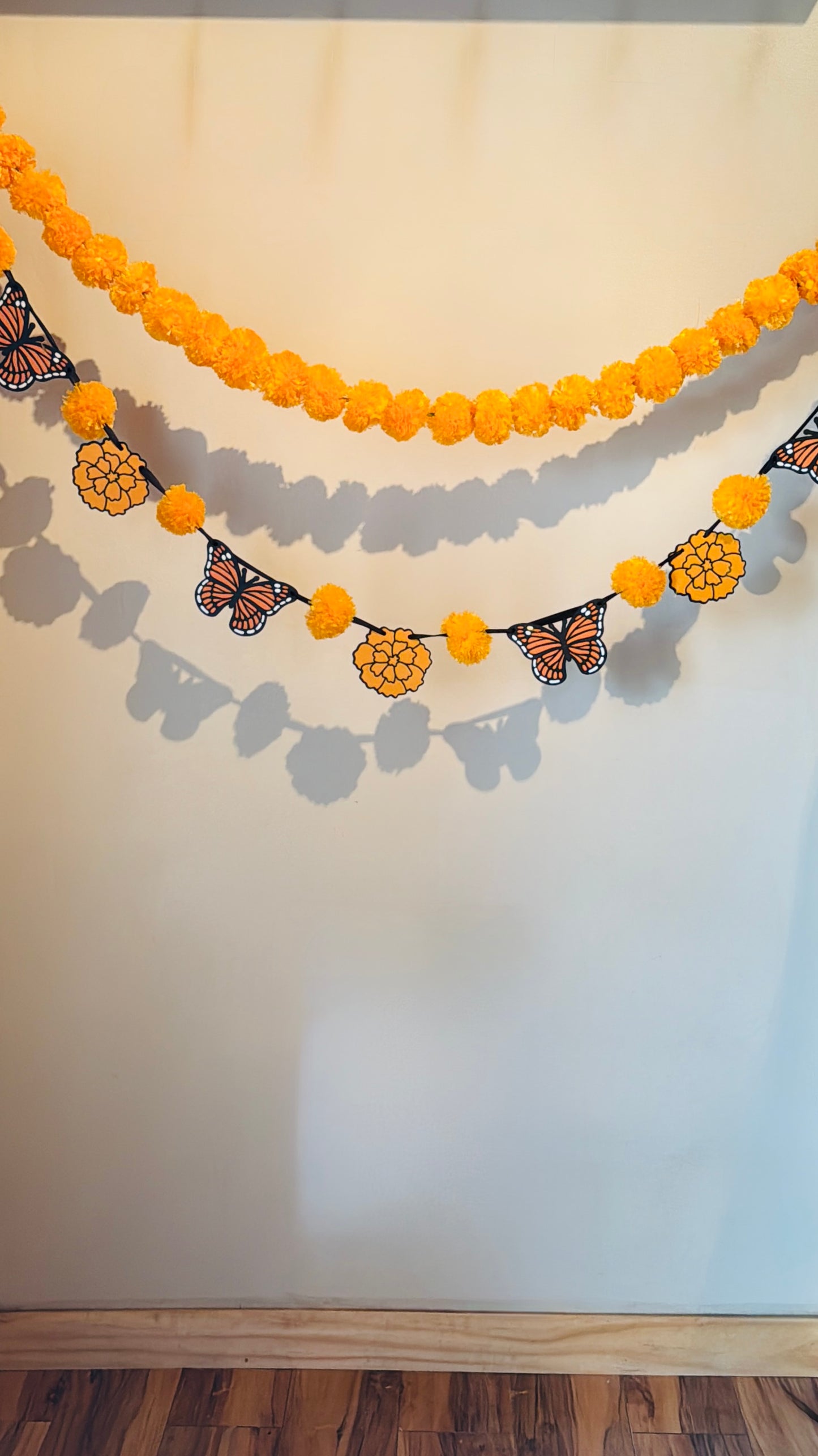 Monarch Butterfly & Marigold Banner Día de los Muertos Garland