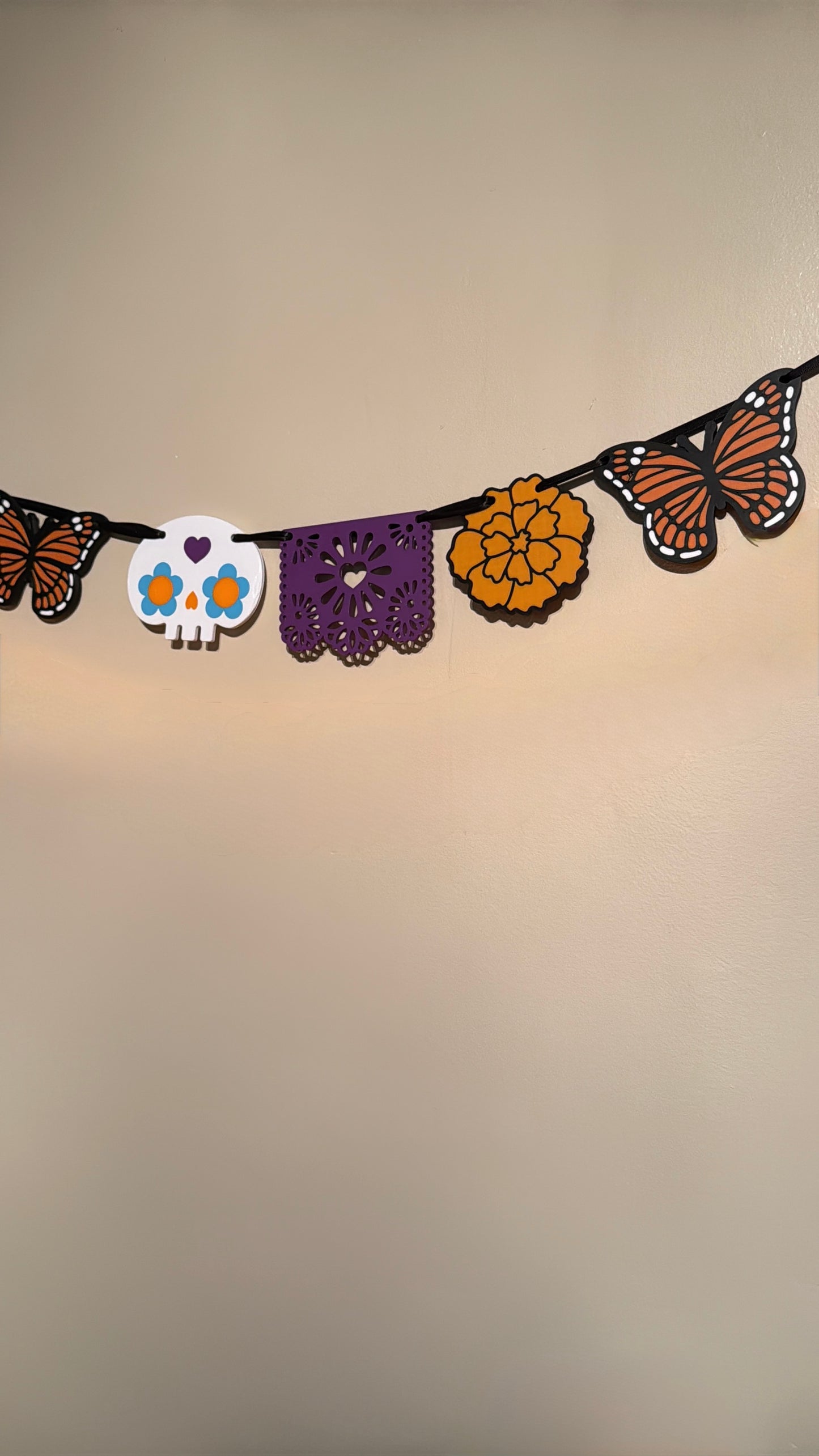 Día de los Muertos Garland | Papel Picado, Monarch Butterfly, Sugar Skull & Marigold Banner